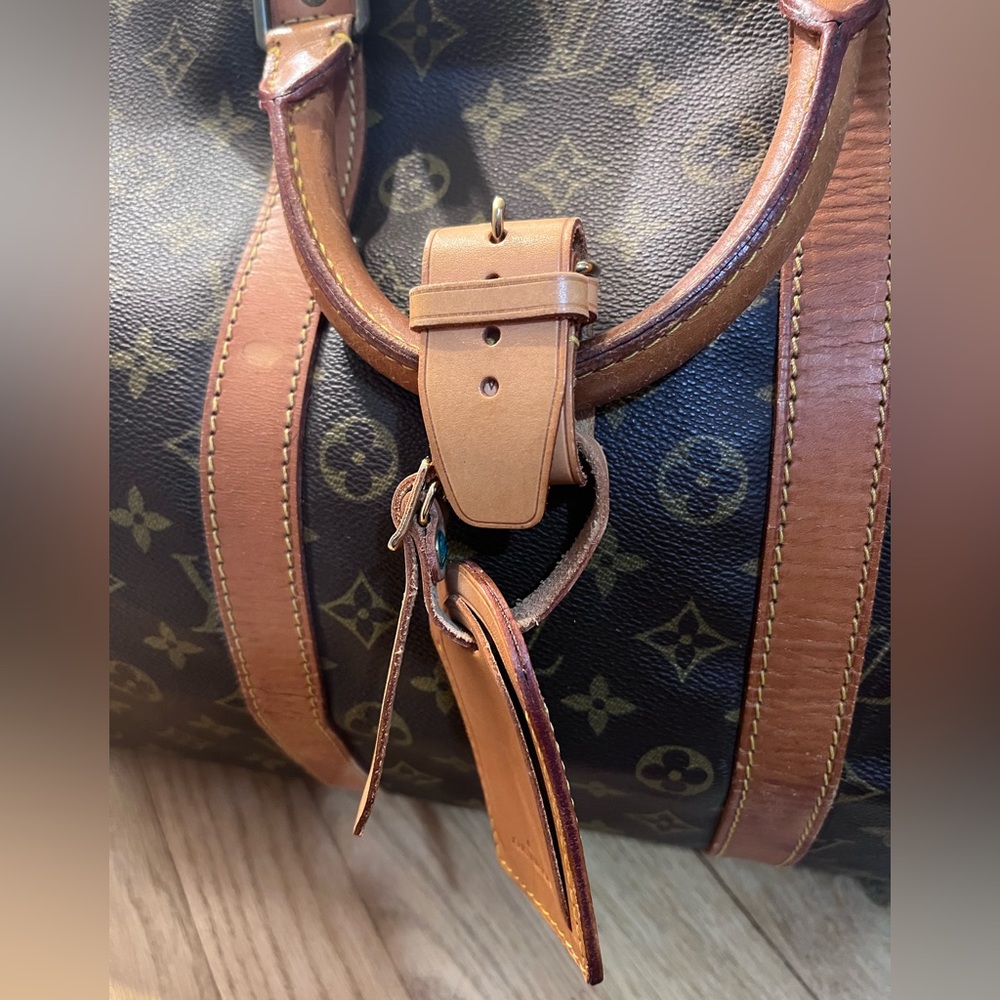 SOLD Louis Vuitton Monogram Keepall 55 With Strap, Name Tag and Poignee - Picture 6 of 17